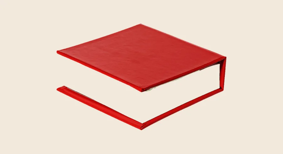 Portanotas personalizados: portanotas rojo con forma de libro